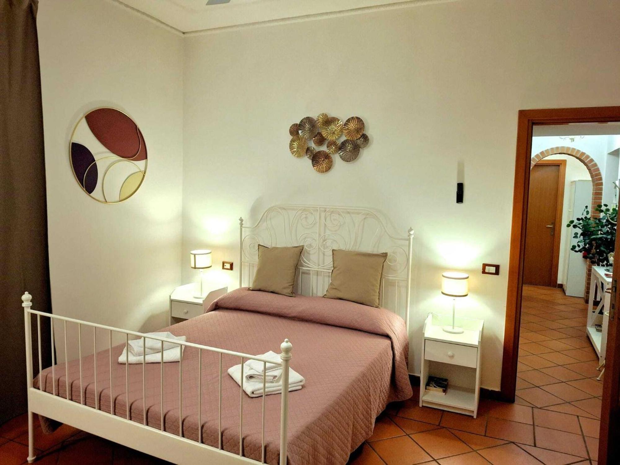 Candia 66 At The Vatican Museums Apartment Rome